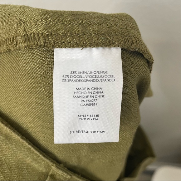 CABI Linen Trouser | Green | Size 2 - Picture 10 of 11